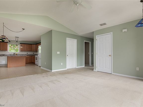 5th image of 195 Nantucket Dr