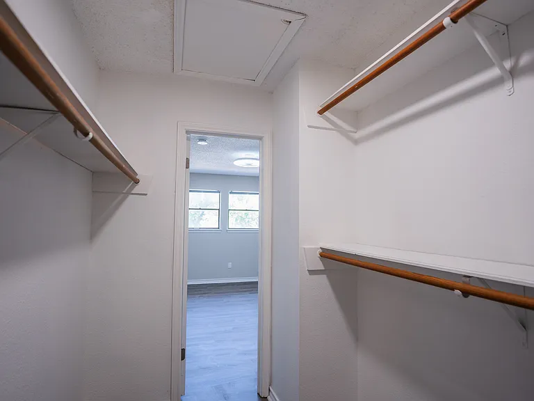 9914 Ardash Ln — Photo 15