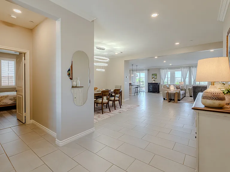 33850 Flood St — Photo 9