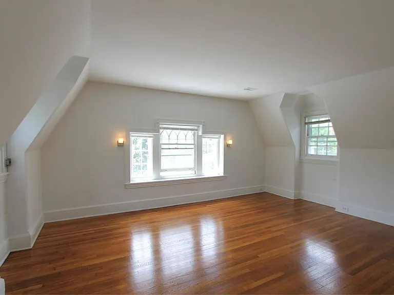 6333 Greene St — Photo 23