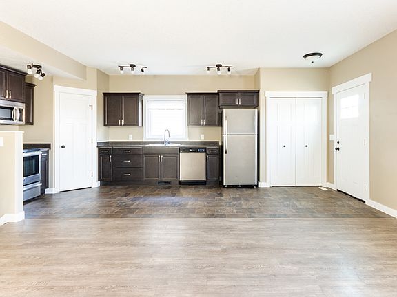 3rd image of 8458 102a St