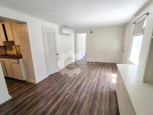 910 S Crest Rd Unit B, Chattanooga, TN 37404