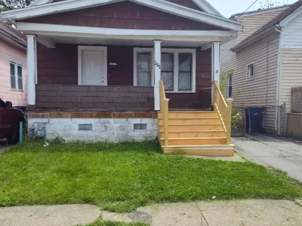 203 Roslyn St, Buffalo, NY 14215