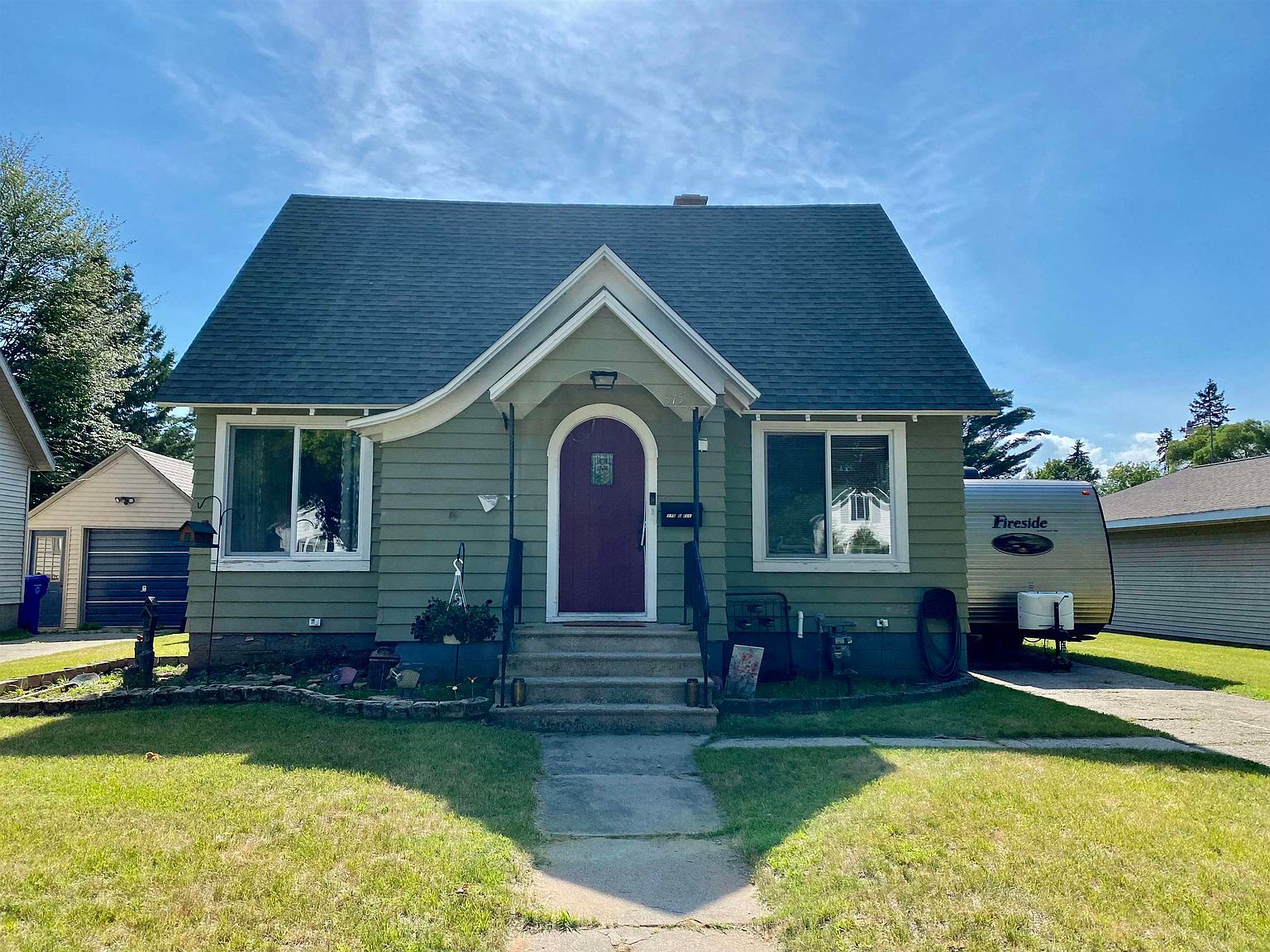375 S Ellis Ave, Peshtigo, WI 54157 Zillow