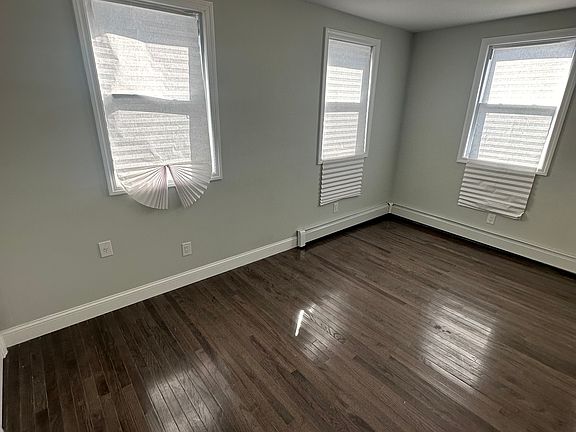 2nd image of 1118 Bayport Pl #1