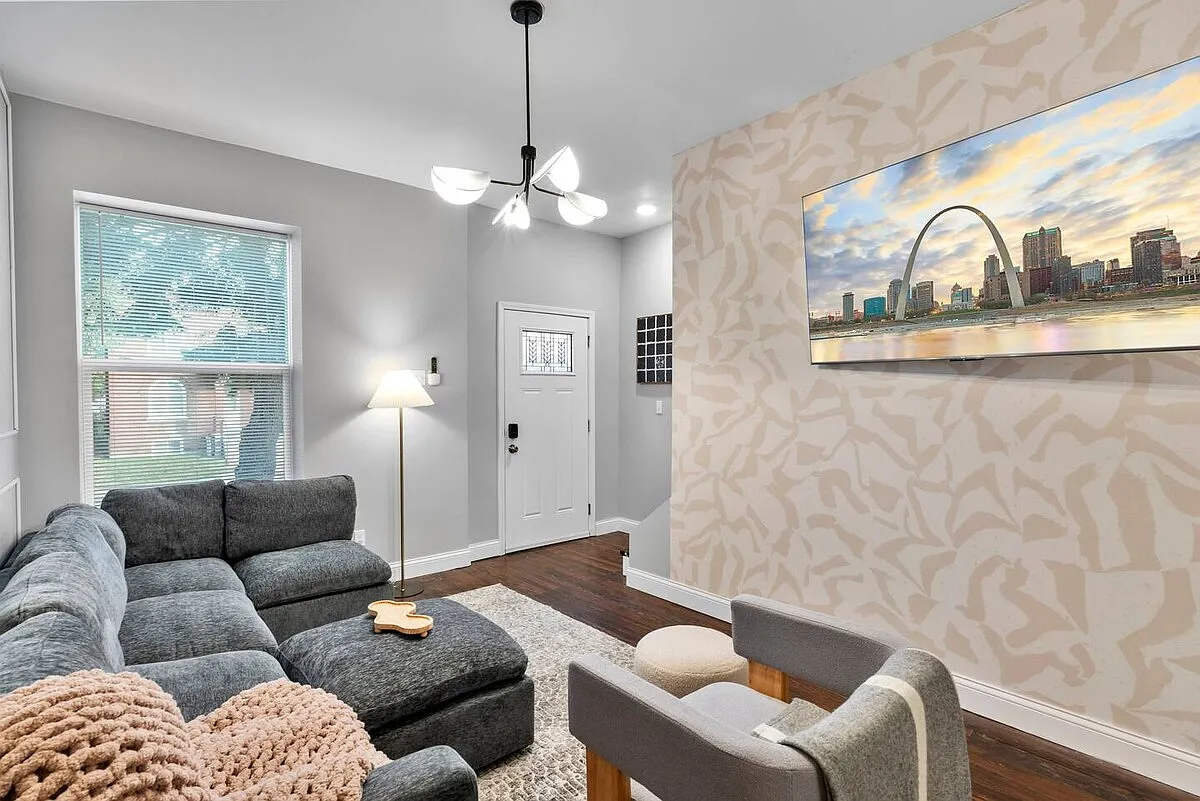 3 bed, 1650 sqft, $3,500 — Photo 4