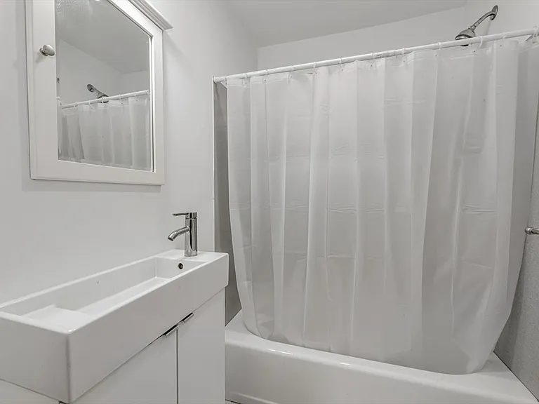79 Perkins St #2 — Photo 9