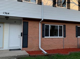 1364 Monomoy St APT D, Aurora, IL 60506