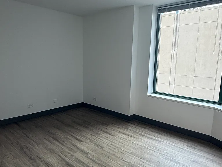 400 E Ohio St #2211 — Photo 6