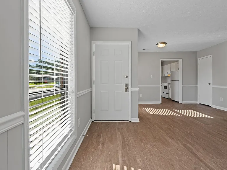 Cooper's Ranch Apartments — Photo 33