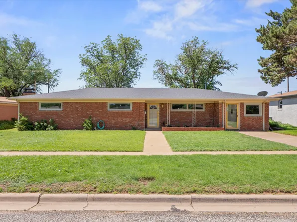 1214 E Buckley St, Brownfield, TX 79316