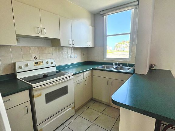 3rd image of Cond La Loma En Fajardo APT H-104