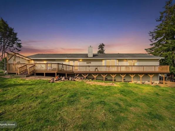 6699 Rohnerville Rd, Hydesville, CA 95547