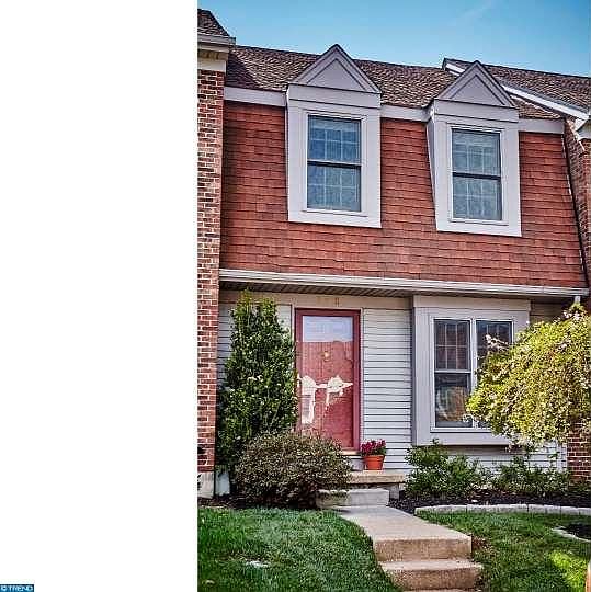 1st image of 708 Chimney Hill Ln