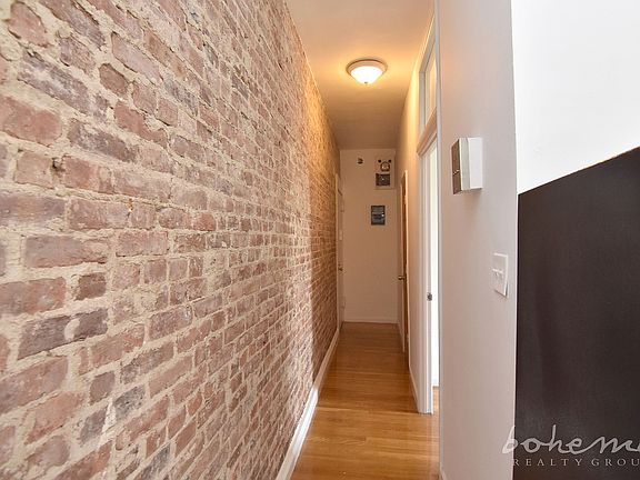 4th image of 110 Convent Ave APT 21