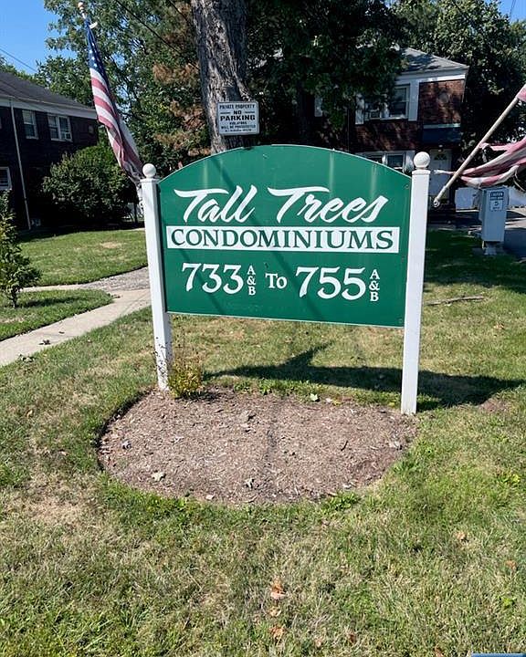 2nd image of 755 Broad Ave #B