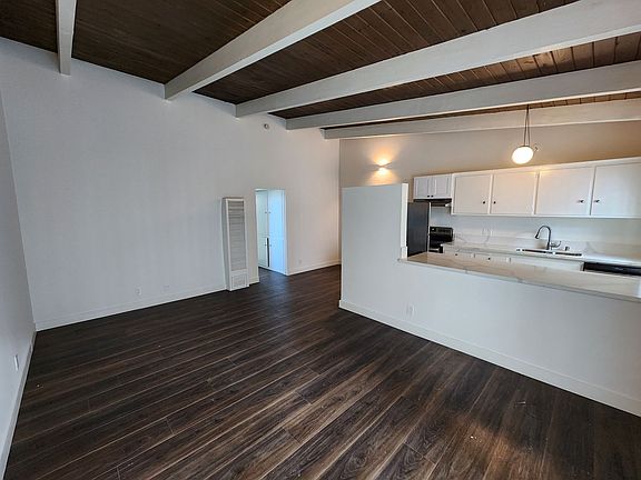 5th image of 6124 Alcott St APT 6