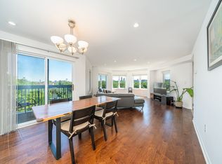 505 Ellery Ct, Edgewater, NJ 07020