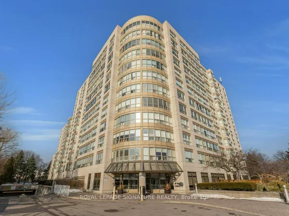 712 Rossland Rd E #1106, Whitby, ON L1N 9E8