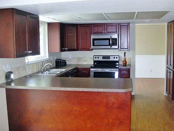 Kitchen to dining room
