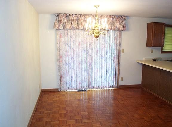 4th image of 277 Bridgewood Dr