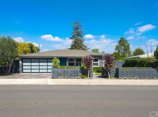 230 Santa Isabel Ave, Costa Mesa, CA 92627