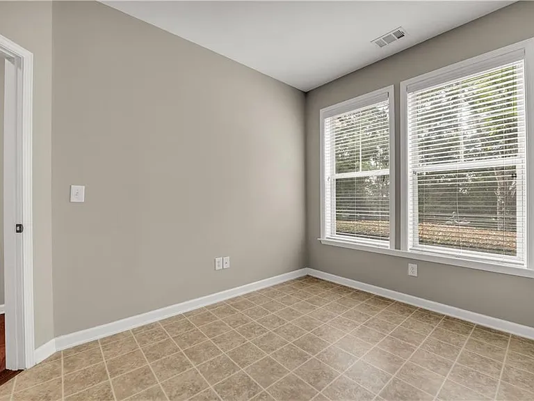 501 Grove Field Ct — Photo 14