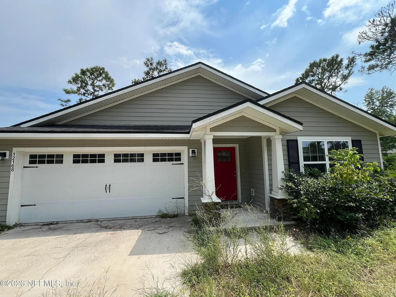 3 bed, 2.0 bath, 1470 sqft, $2,100 — Photo 1