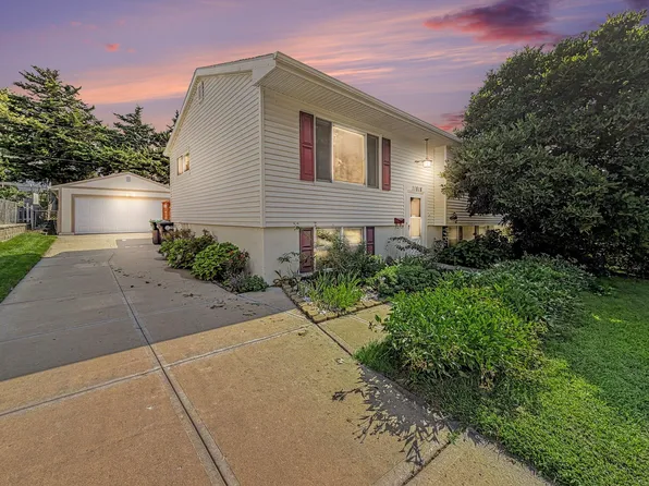 11818 Westwood Ln, Omaha, NE 68144