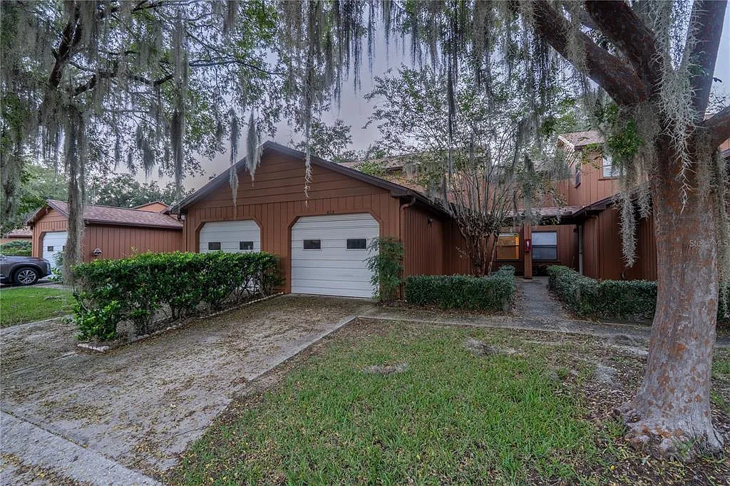 2 bed, 2.5 bath, 1199 sqft, $1,400 — Photo 1