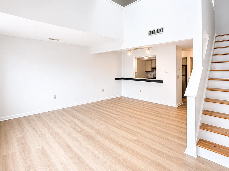 1690 Dixwell Ave #B3 — Photo 7