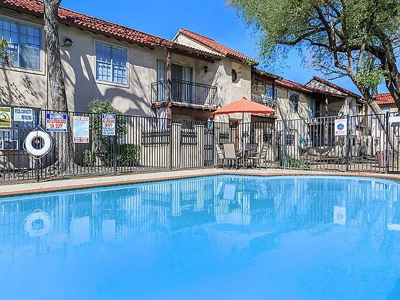 3rd image of 6434 Ella Lee Ln #6438-3