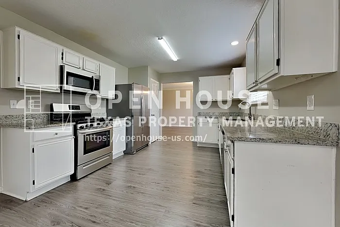 2203 Pincher Creek Dr — Photo 5