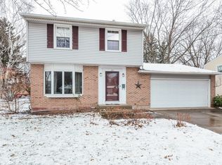 223 Ridge Dr, Dekalb, IL 60115