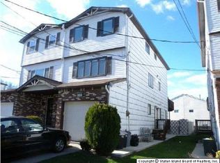 712 Willowbrook Rd, Staten Island, NY 10314