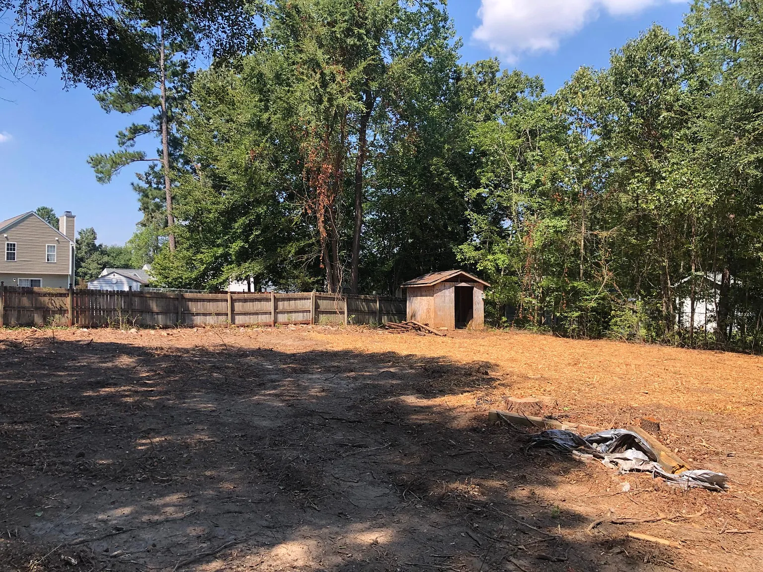 3 bed, 1.5 bath, 1004 sqft, $1,900 — Photo 3