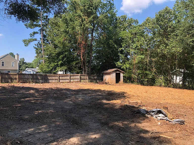 1028 Rock Dr — Photo 3