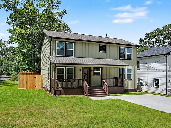 3rd image of 116 Sun City Ln