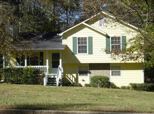 3851 Willow Holw, Douglasville, GA 30135