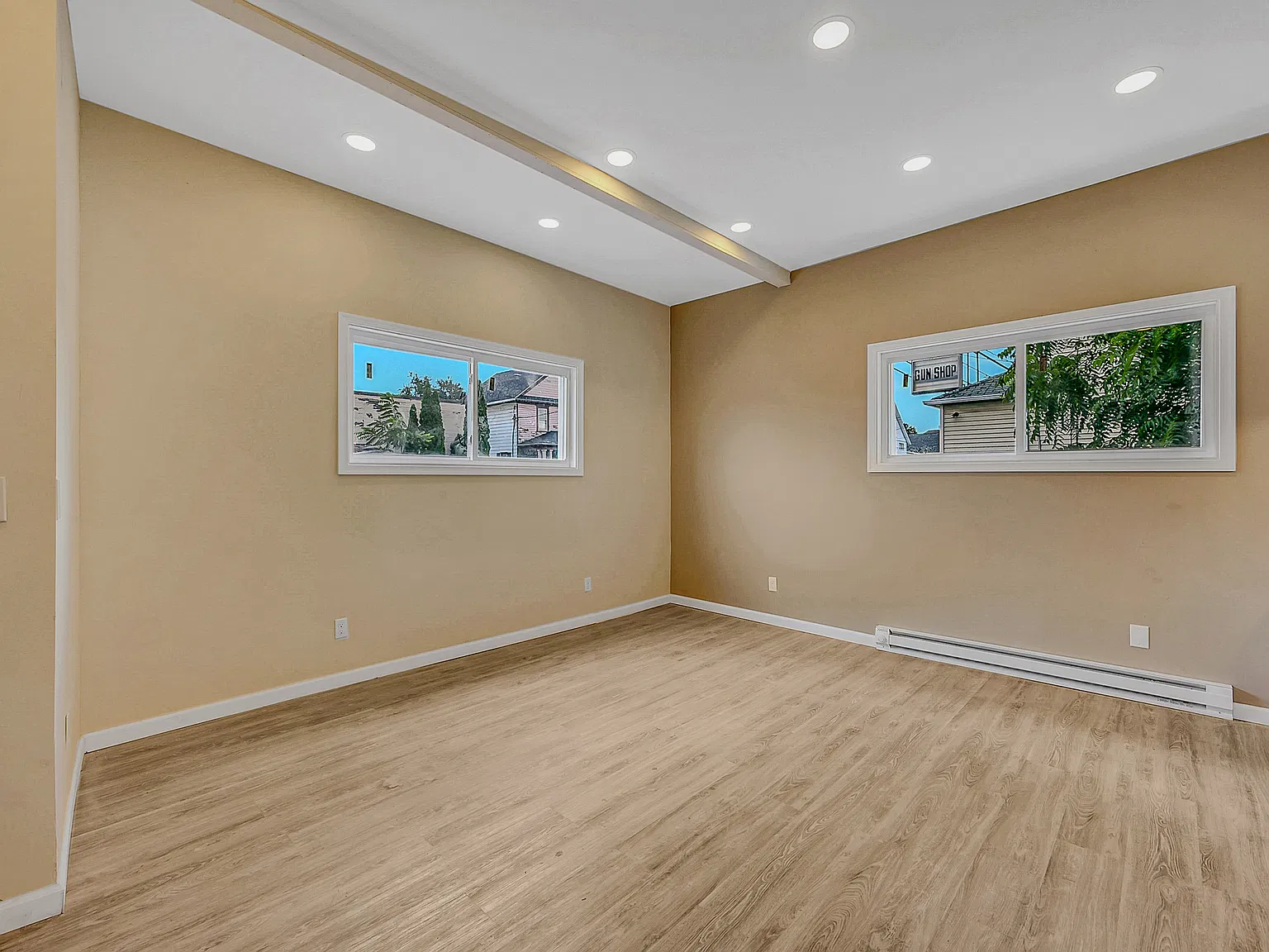 2 bed, 750 sqft, $1,295 — Photo 2