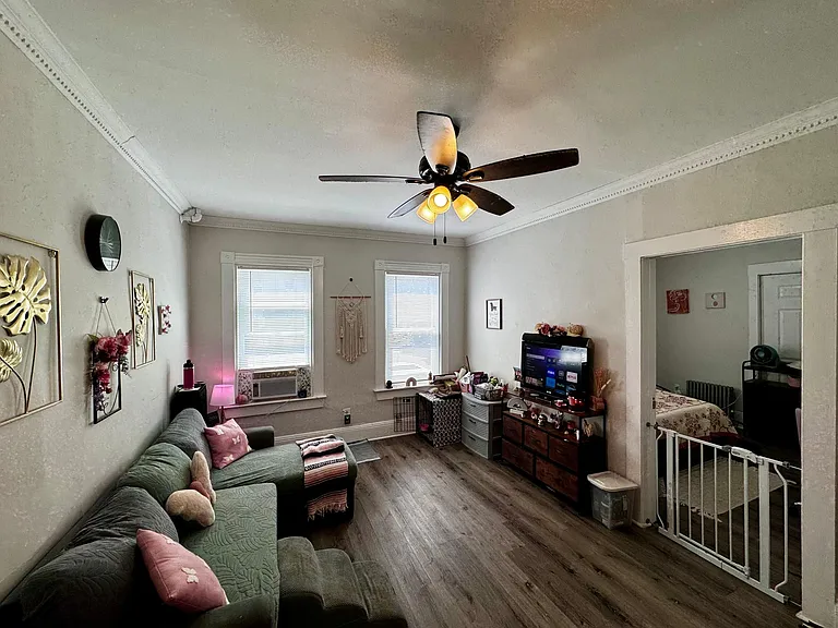 11 John St #10 — Photo 11