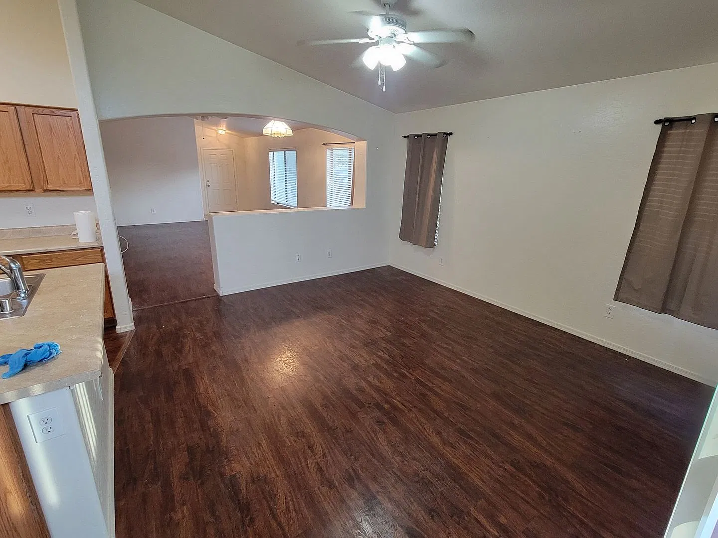 4 bed 2 bath home in Laveen — Photo 4