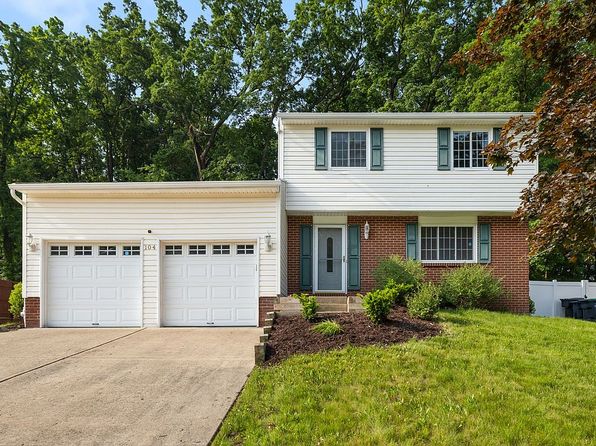 104 Valleyview Dr