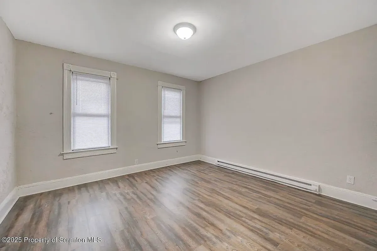 Building Photo - 514 Harrison Ave #2