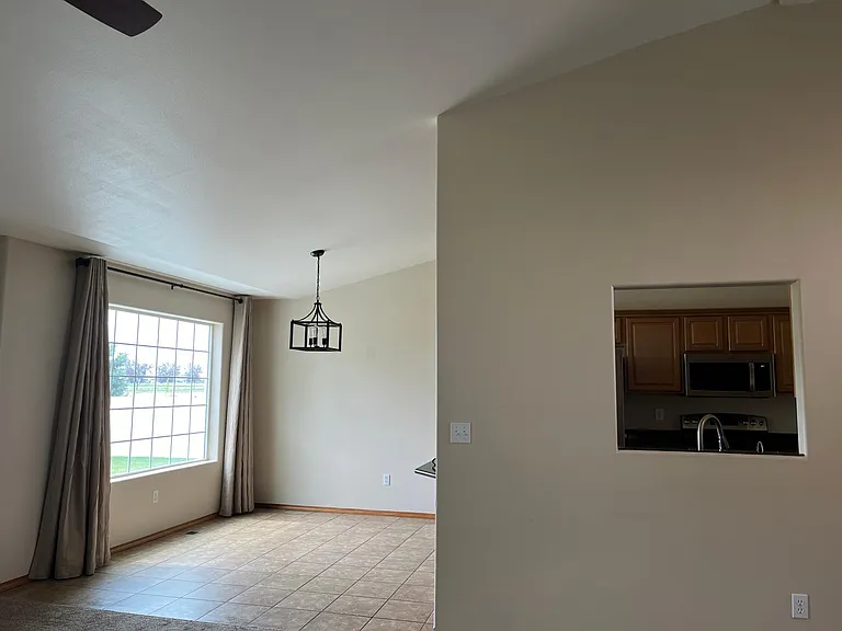 9369 Castlewood Dr SE — Photo 2