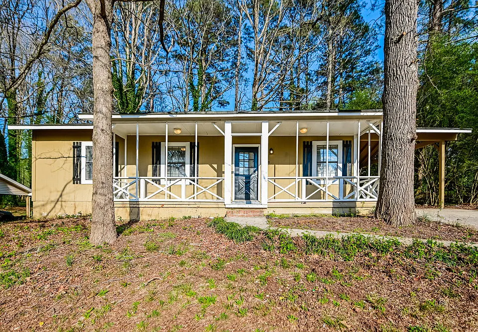 119 Adrian Dr
