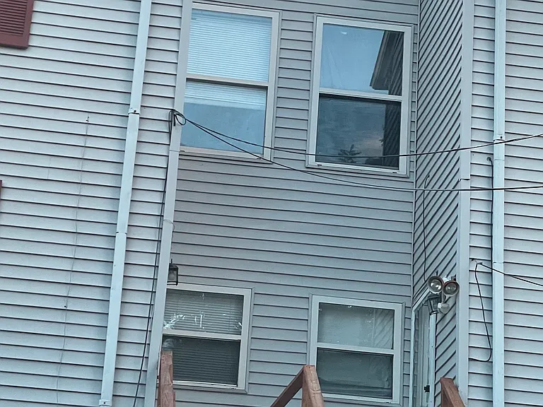 200 N Connell St — Photo 2