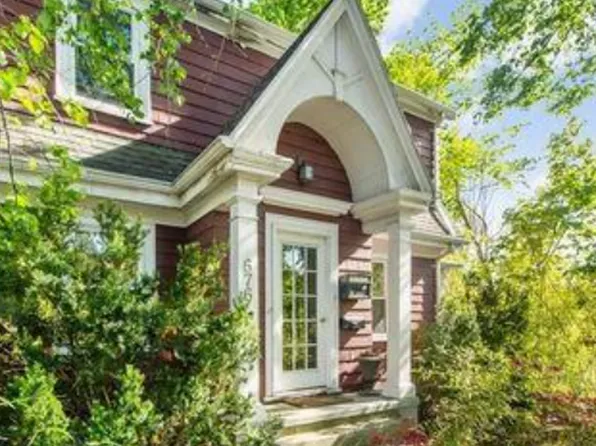 676 Worcester St, Wellesley, MA 02482