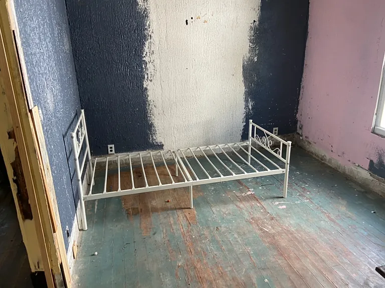 115 N Cherry St — Photo 14