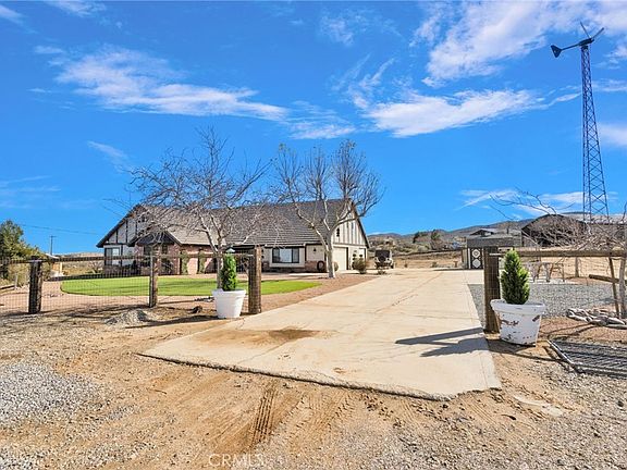 2nd image of 5205 Snowline Rd